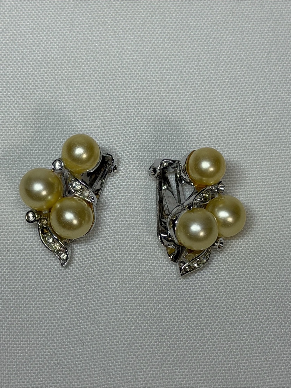Marvella 1” Clip On Earrings Faux Pearl Rhinestone Vintage Dress Up Pretend Play